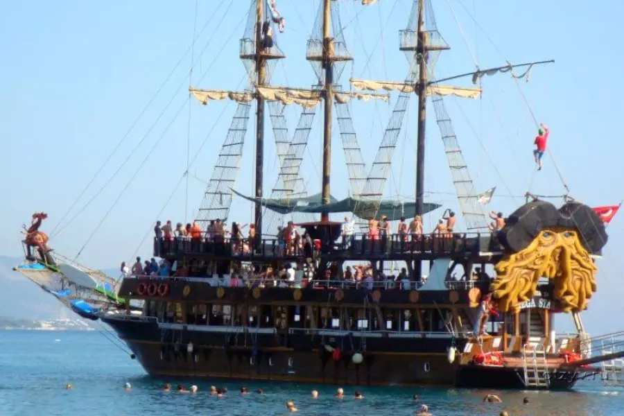 Best Boat Tours in Antalya: Explore the Turquoise Coast